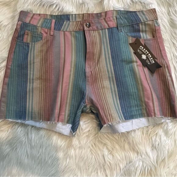 NWT Crazy Train Shorts Women Size 3X Stripes Raw Hem Pink Blue Plus Size - Picture 1 of 5